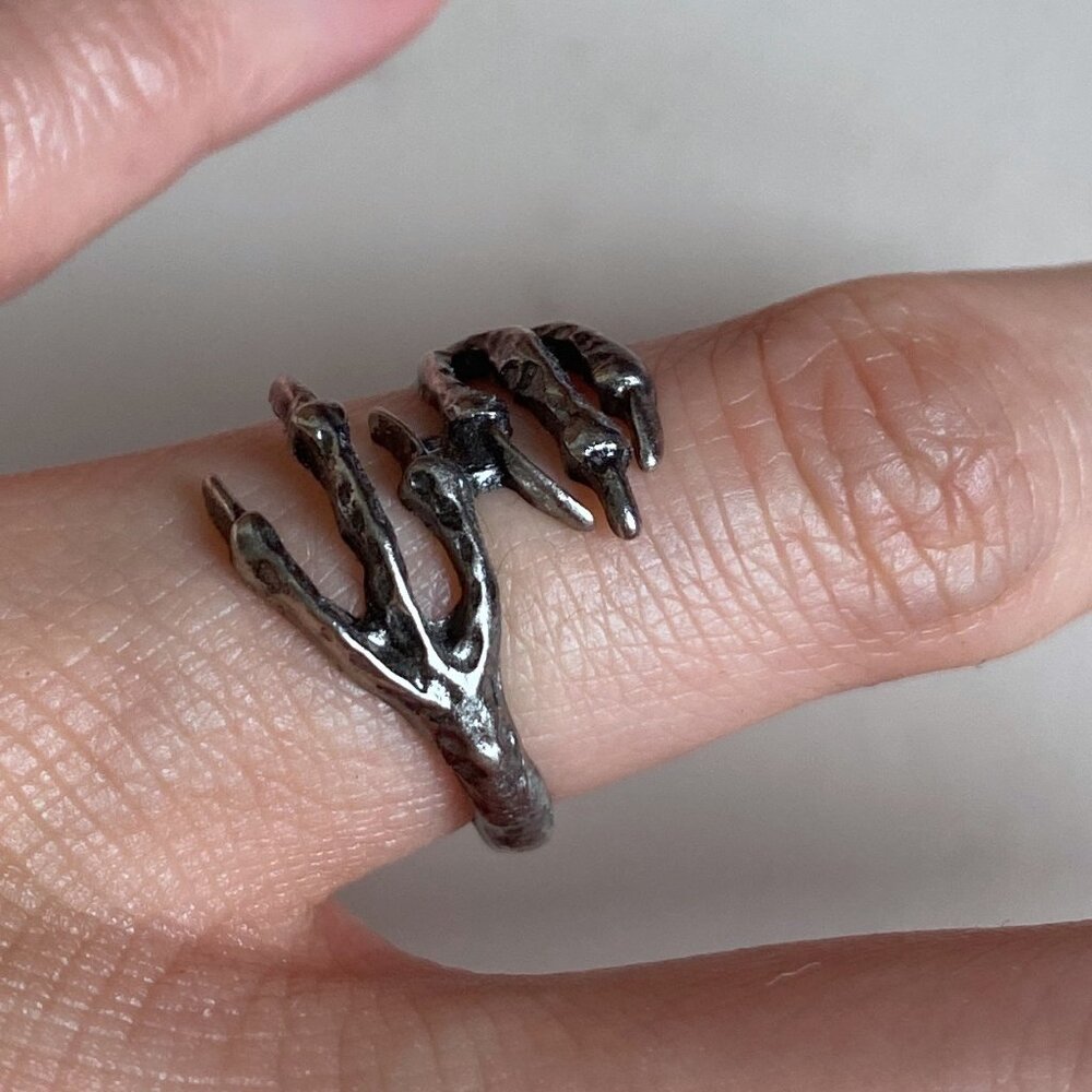talon ring - Picture 2 of 4